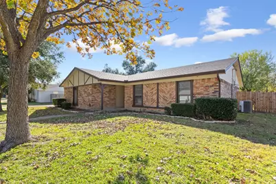 213 Bowie Lane, Hewitt, TX 76643 - Photo 3