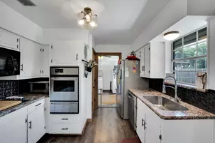 605 W Third St, Maypearl, TX 76064 - Photo 15