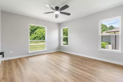 706 W Five Mile Parkway, Dallas, TX 75224 - Photo 29