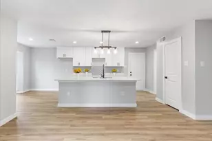 706 W Five Mile Pkwy, Dallas, TX 75224 - Photo 17