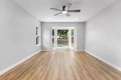 706 W Five Mile Parkway, Dallas, TX 75224 - Photo 17
