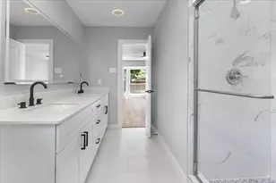 706 W Five Mile Pkwy, Dallas, TX 75224 - Photo 23