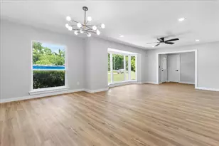 706 W Five Mile Pkwy, Dallas, TX 75224 - Photo 3