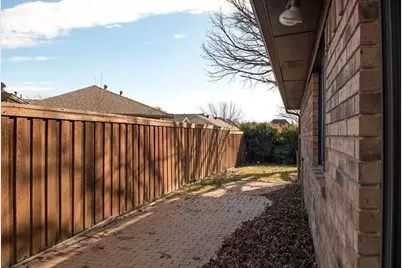 1100 Wimbledon Lane, Plano, TX 75075 - Photo 17
