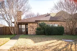 1100 Wimbledon Ln, Plano, TX 75075 - Photo 1