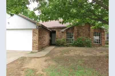 8337 Cloverglen Lane, Fort Worth, TX 76123 - Photo 3