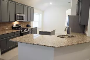 14832 Rocky Face Ln, Fort Worth, TX 76052 - Photo 11