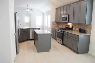 14832 Rocky Face Ln, Fort Worth, TX 76052 - Photo 7