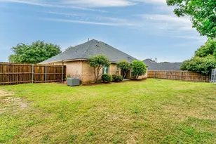 428 Shelby Dr, Burleson, TX 76028 - Photo 15