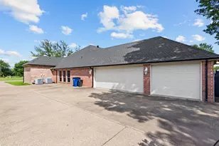 2505 Inverrary Dr, Ennis, TX 75119 - Photo 37