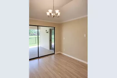 2806 Laurel Oaks Drive, Garland, TX 75044 - Photo 7