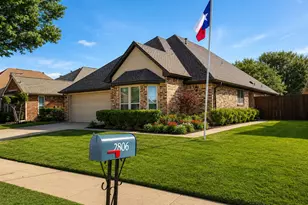 2806 Laurel Oaks Dr, Garland, TX 75044 - Photo 1