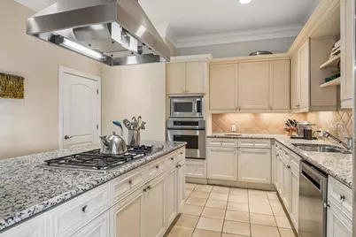 2828 Hood Street #707, Dallas, TX 75219 - Photo 11