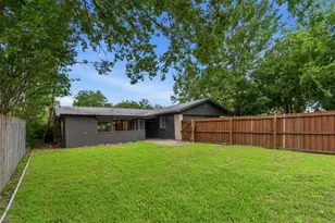 1101 Delores Dr, Garland, TX 75040 - Photo 23