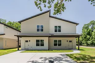 211 Trinity St, Bridgeport, TX 76426 - Photo 1