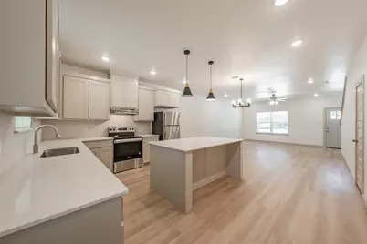 211 Trinity Street, Bridgeport, TX 76426 - Photo 21