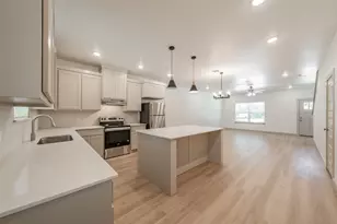 211 Trinity St, Bridgeport, TX 76426 - Photo 21