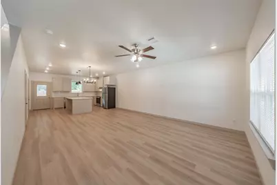 211 Trinity Street, Bridgeport, TX 76426 - Photo 13