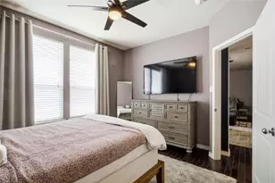 950 Henderson St, Fort Worth, TX 76102 - Photo 11