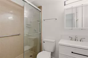7937 Royal Ln, Dallas, TX 75230 - Photo 5