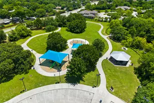 4100 Coronet Ln, Arlington, TX 76017 - Photo 29