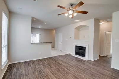 10860 Hawks Landing Road, Fort Worth, TX 76052 - Photo 11