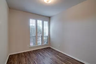 10860 Hawks Landing Rd, Fort Worth, TX 76052 - Photo 13