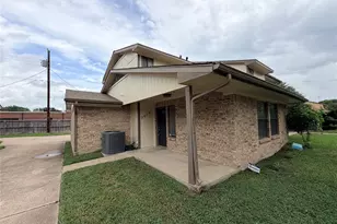 2412 Lakeview Cir, McKinney, TX 75072 - Photo 1
