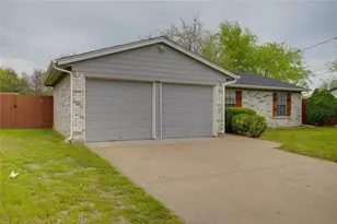 6409 Patino Ct, Watauga, TX 76148 - Photo 3