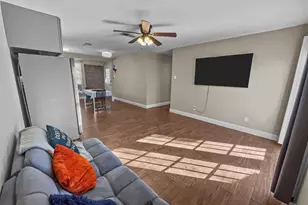 924 Meadow Mead Dr, Allen, TX 75002 - Photo 5