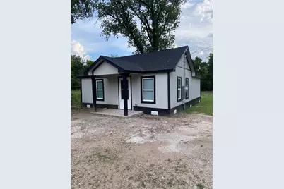 324 Hogan Lane, Bellmead, TX 76705 - Photo 1