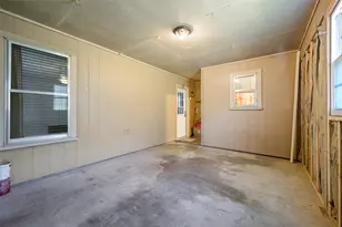 1119 Chester St, Cleburne, TX 76033 - Photo 31