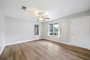 1119 Chester St, Cleburne, TX 76033 - Photo 7