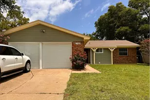 738 Cindy Ln, Grand Prairie, TX 75052 - Photo 1
