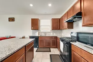 8732 Heliotrope Ln, Fort Worth, TX 76131 - Photo 11