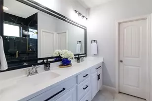 600 Wiltshire Blvd, Lewisville, TX 75056 - Photo 9
