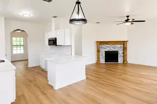 1511 Jacksons Run, Greenville, TX 75402 - Photo 7