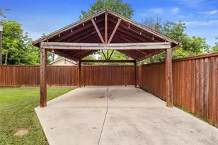 2925 Old Orchard Rd, Garland, TX 75041 - Photo 25