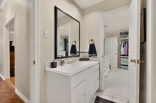 6917 Truxton Dr, Dallas, TX 75231 - Photo 27