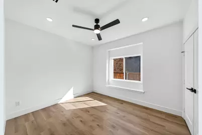 1213 Sycamore Drive, Carrollton, TX 75007 - Photo 19