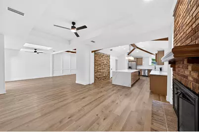 1213 Sycamore Drive, Carrollton, TX 75007 - Photo 11