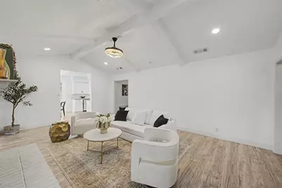 1870 El Paso Street, Lewisville, TX 75077 - Photo 5