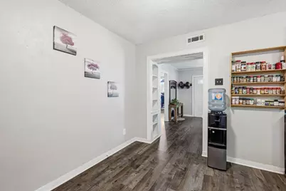 3601 Primrose Avenue, Fort Worth, TX 76111 - Photo 11