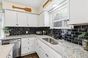 3601 Primrose Ave, Fort Worth, TX 76111 - Photo 15