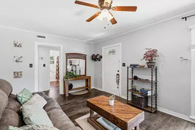 3601 Primrose Avenue, Fort Worth, TX 76111 - Photo 9