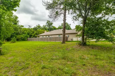 931 E Jefferson Street, Van Alstyne, TX 75495 - Photo 3