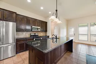 673 Fossil Wood Dr, Saginaw, TX 76179 - Photo 5