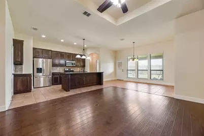 673 Fossil Wood Drive, Saginaw, TX 76179 - Photo 3