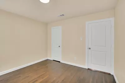1605 Pine Street, Grand Prairie, TX 75050 - Photo 21