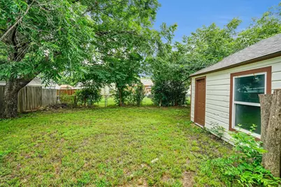 1605 Pine Street, Grand Prairie, TX 75050 - Photo 25